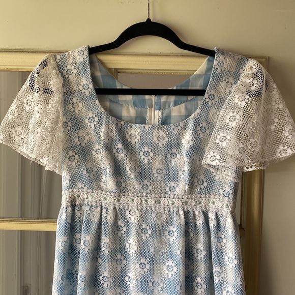 EUC Vintage Gown - Picture 5 of 9